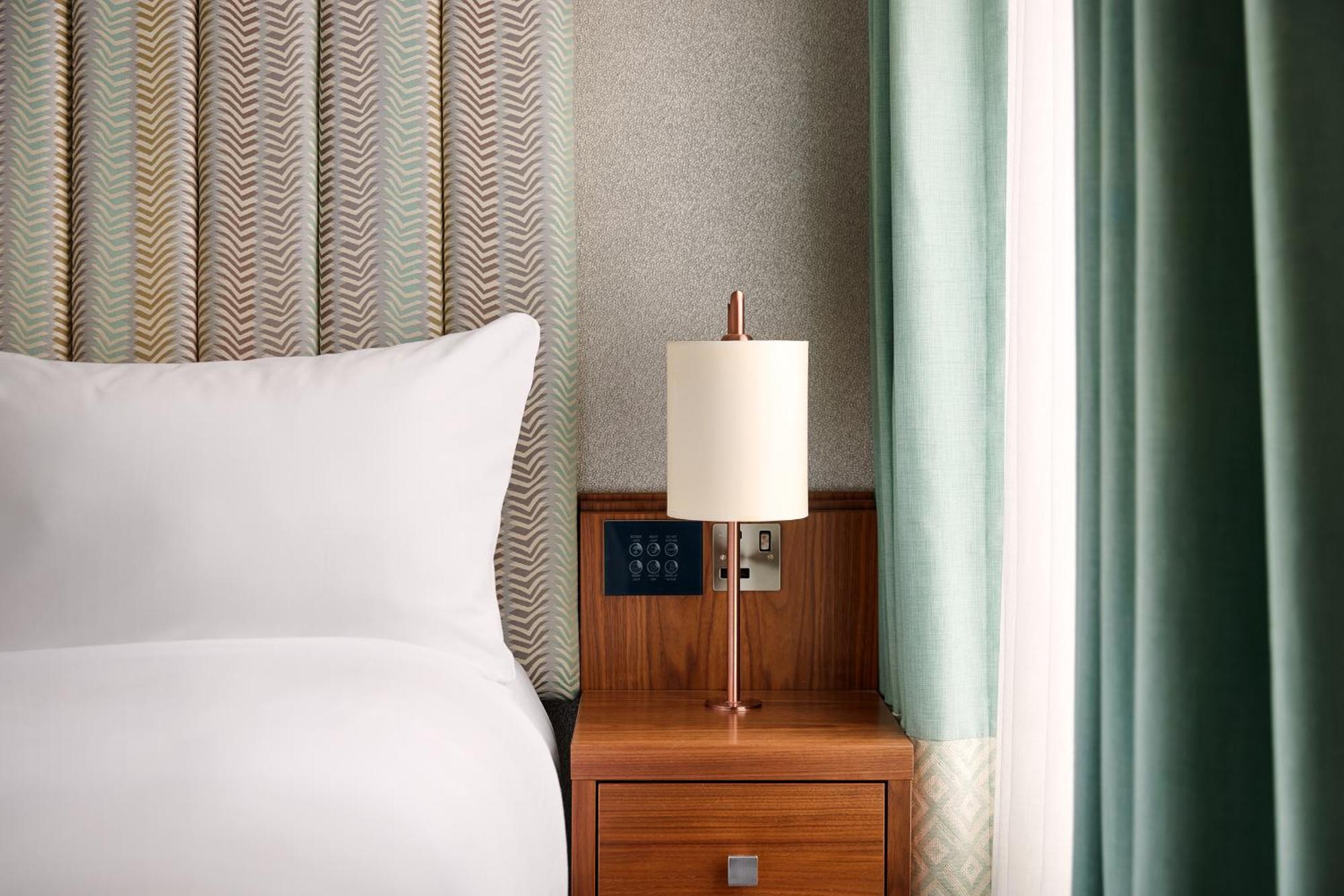 Nyx Hotel Dublin Christchurch Екстериор снимка